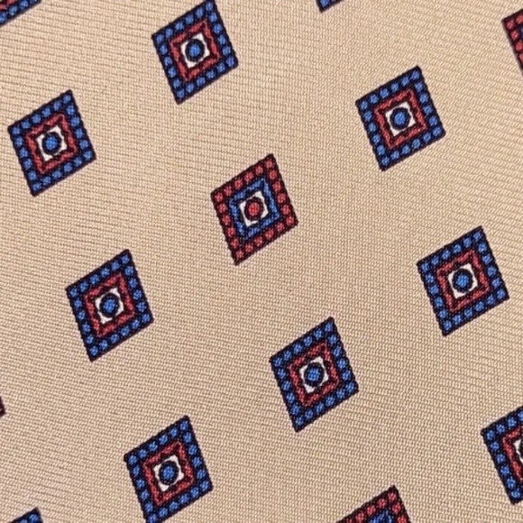 3/$25 Patrick James Silk Pattern Tie - Picture 3 of 5